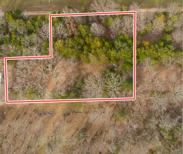 000 Boulder Drive, Lampe, MO 65681