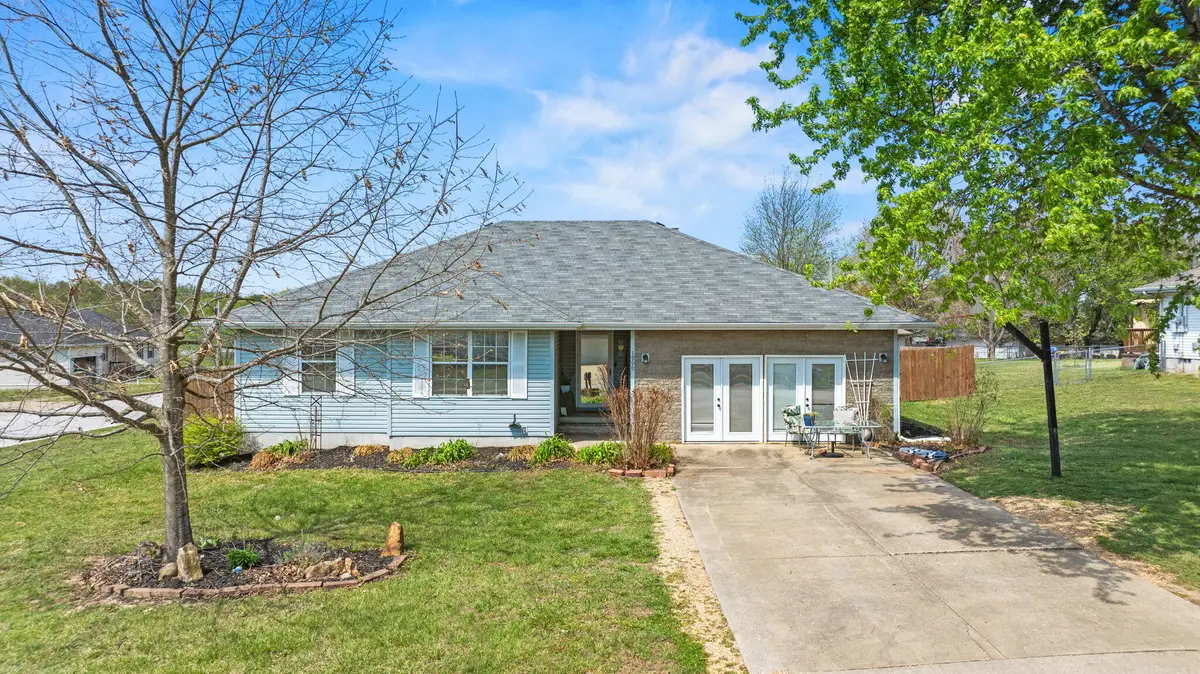 1999 E Logan Street, Republic, MO 65738 - #1