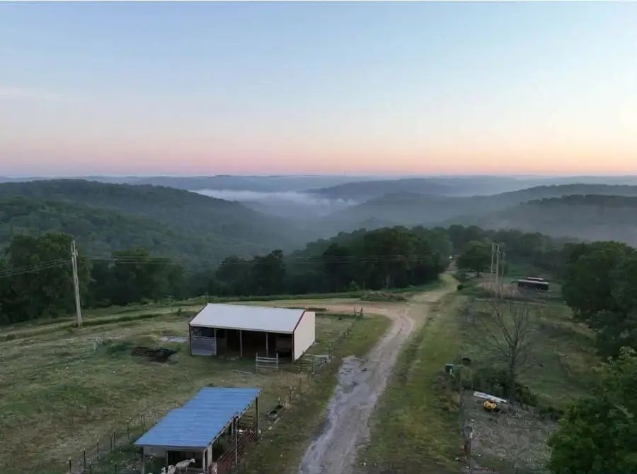 311 Tipton Mountain Road, Reeds Spring, MO 65737 - #3