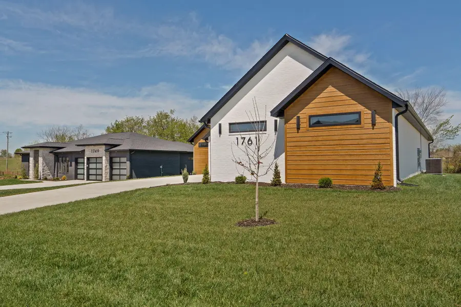 1761 E Peartree Drive, Ozark, MO 65721 - #3