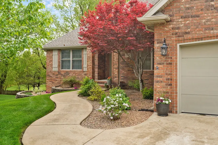 617 S Garden Way, Republic, MO 65738 - #3