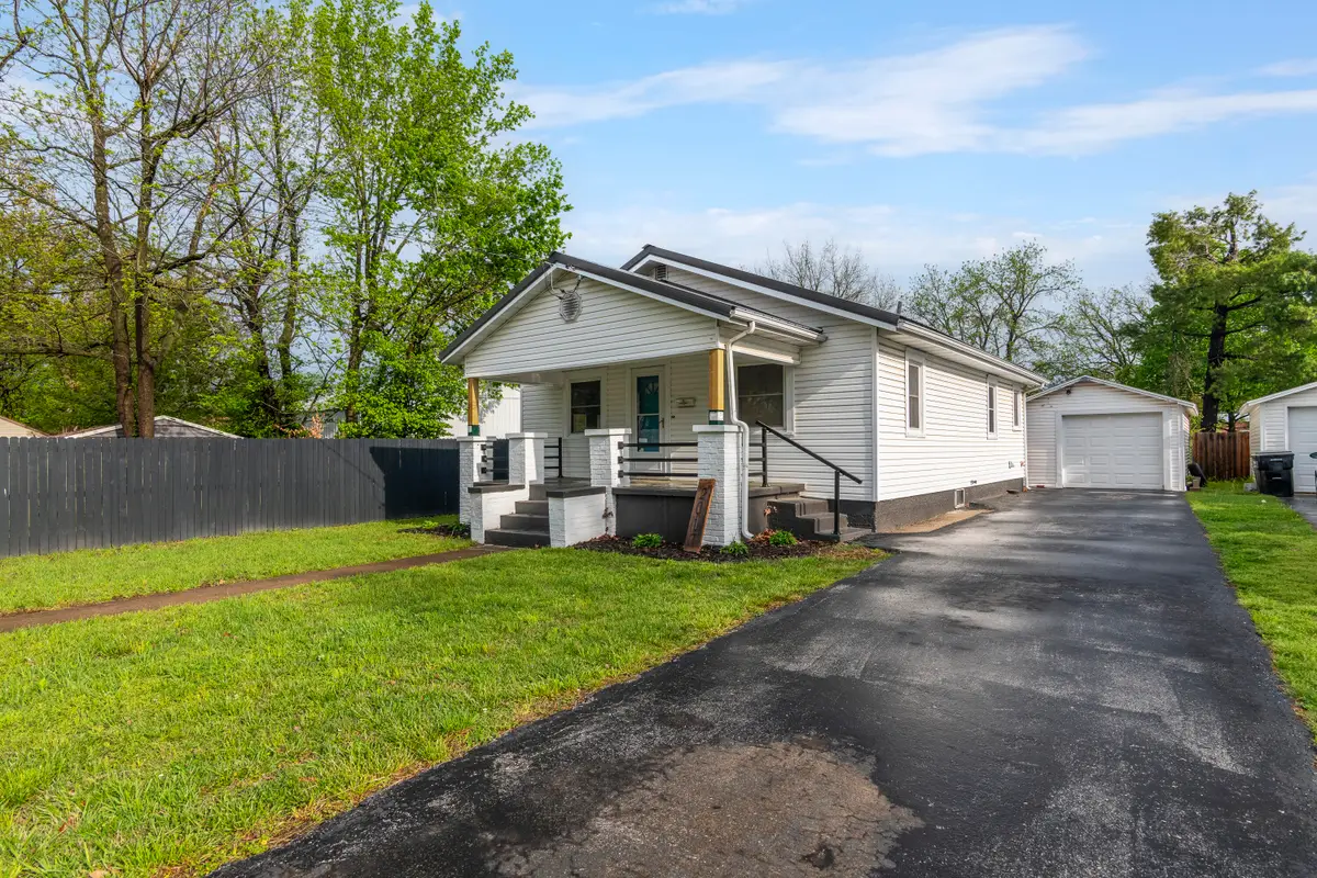 2017 W Calhoun Street, Springfield, MO 65802 - #1