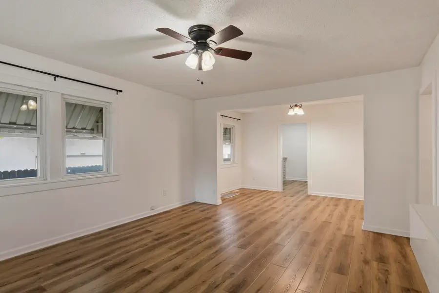 2017 W Calhoun Street, Springfield, MO 65802 - #3