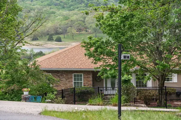 19 Violet Lane, Branson West, MO 65737