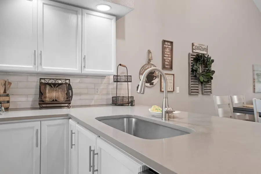 225 Lower Emerald Bay Circle #17, Hollister, MO 65672 - #3