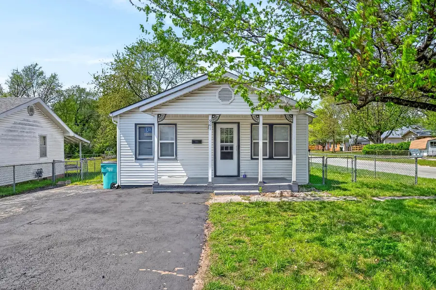 901 S West Avenue, Springfield, MO 65802 - #2