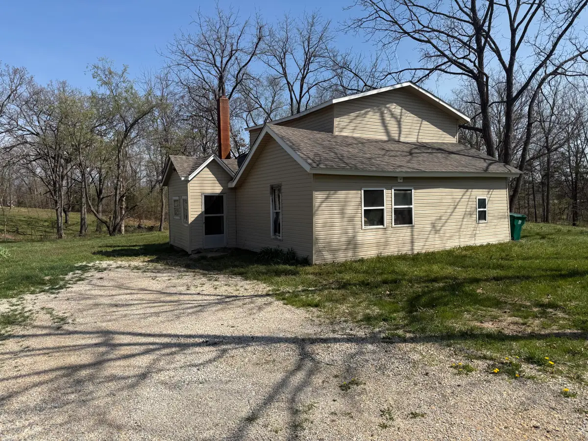405 S Hill Street, Willow Springs, MO 65793 - #1