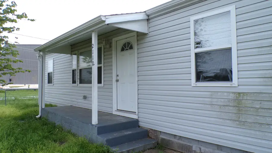 2110 W Phelps Street, Springfield, MO 65802 - #2