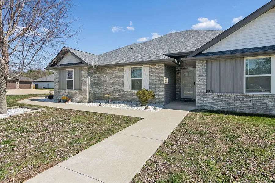 502 Chipmunk Avenue, Rogersville, MO 65742 - #2