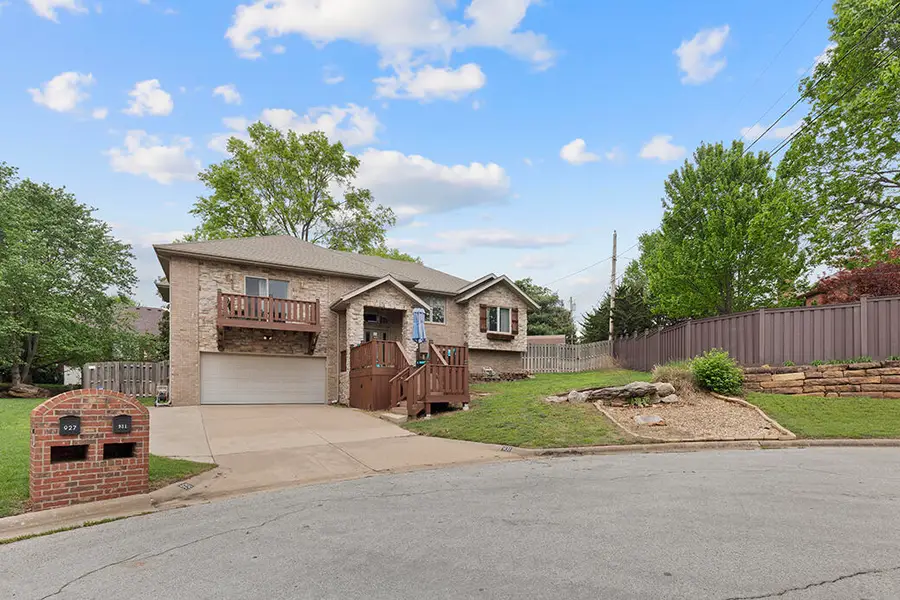 931 E Wayside Place, Springfield, MO 65807 - #2