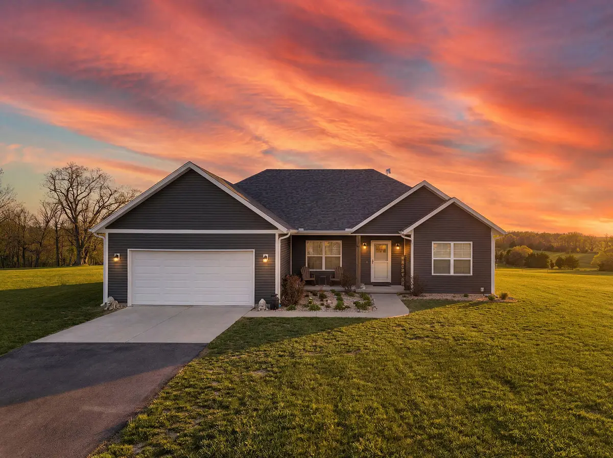 13421 W Farm Road 194, Billings, MO 65610 - #1