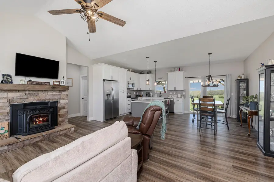 13421 W Farm Road 194, Billings, MO 65610 - #3