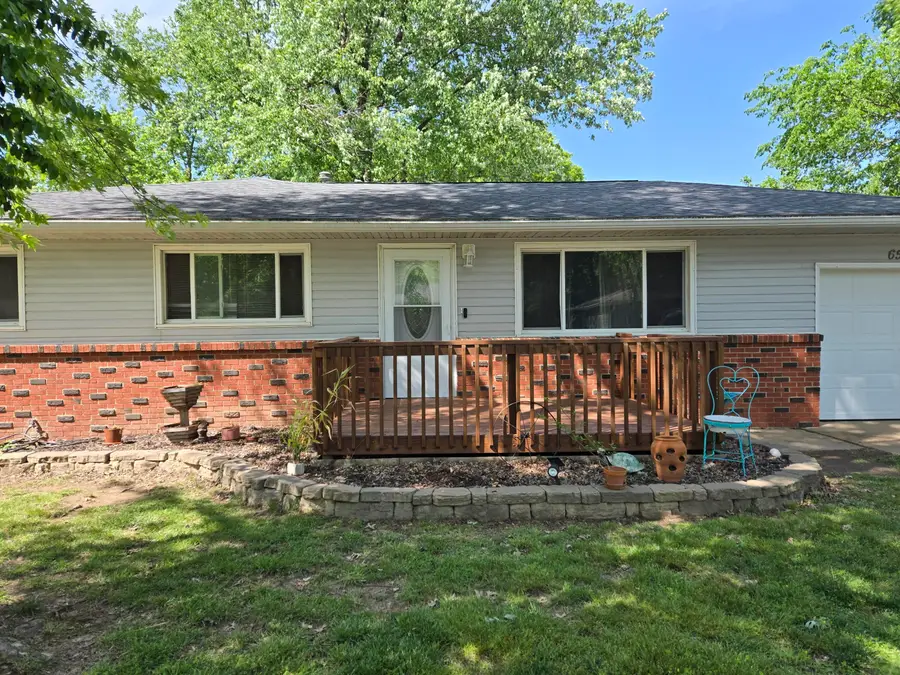 651 W Pearl Street, Aurora, MO 65605 - #2