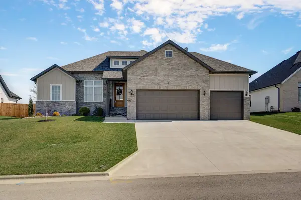 3216 N Marlin Drive, Ozark, MO 65721