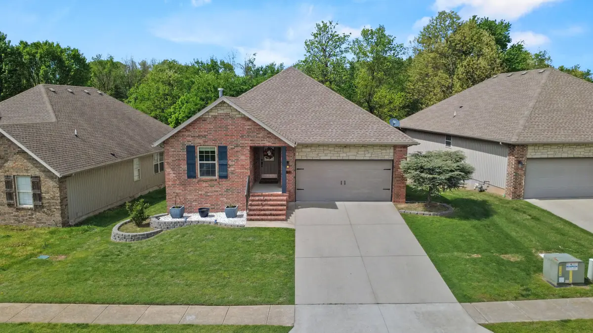 1157 S Maple Grove Avenue, Springfield, MO 65804 - #1
