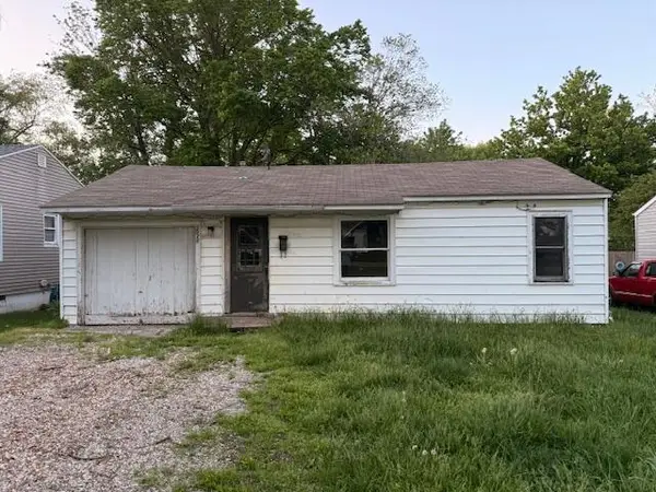 1521 E Livingston Street, Springfield, MO 65803