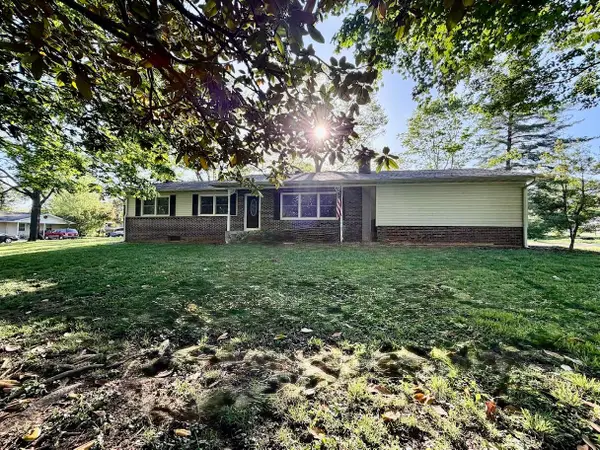 212 Vine Street, Mountain View, MO 65548