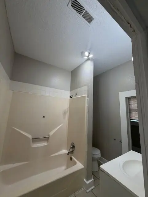 906 N Kansas Expressway, Springfield, MO 65802 - #2