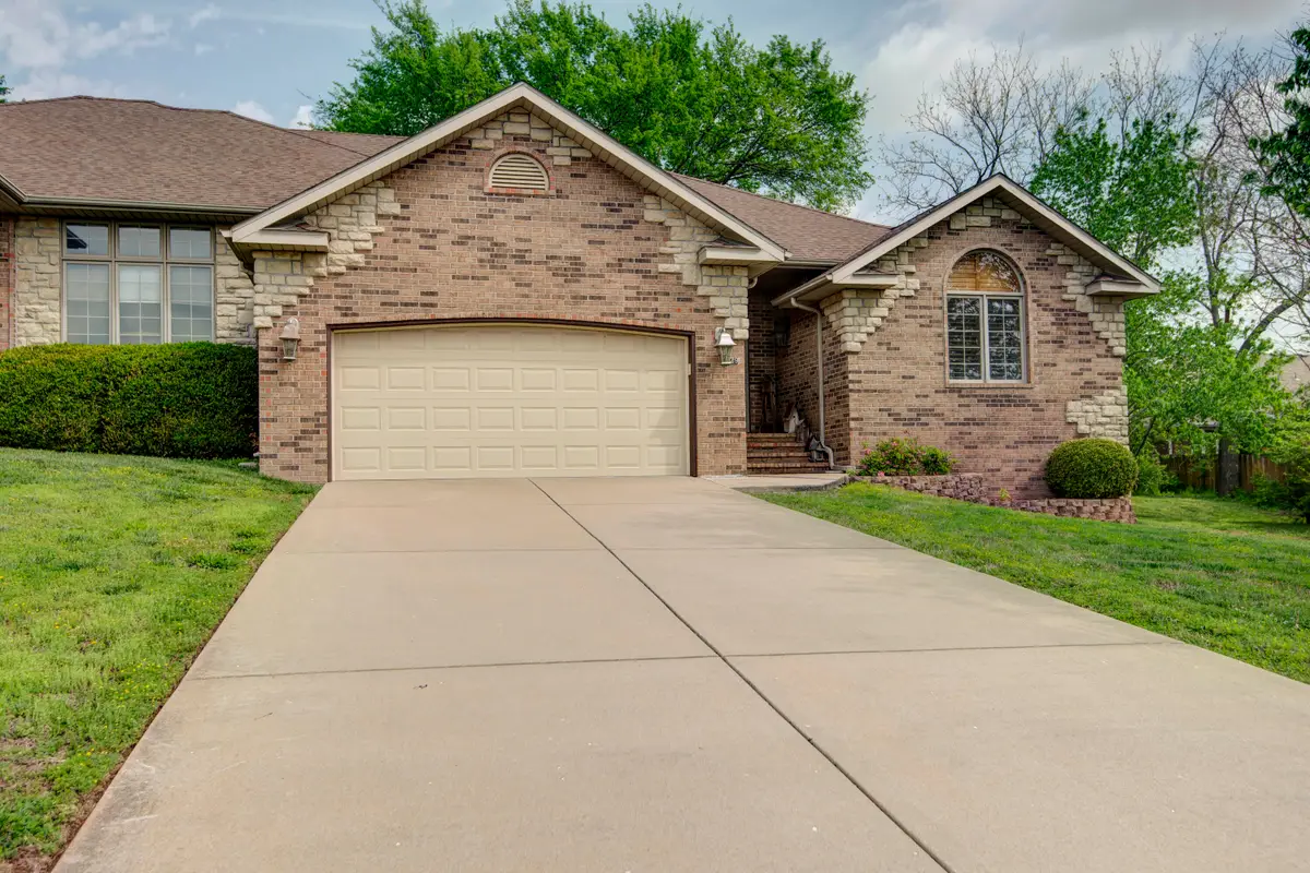 329 E Lafayette Street, Springfield, MO 65810 - #1