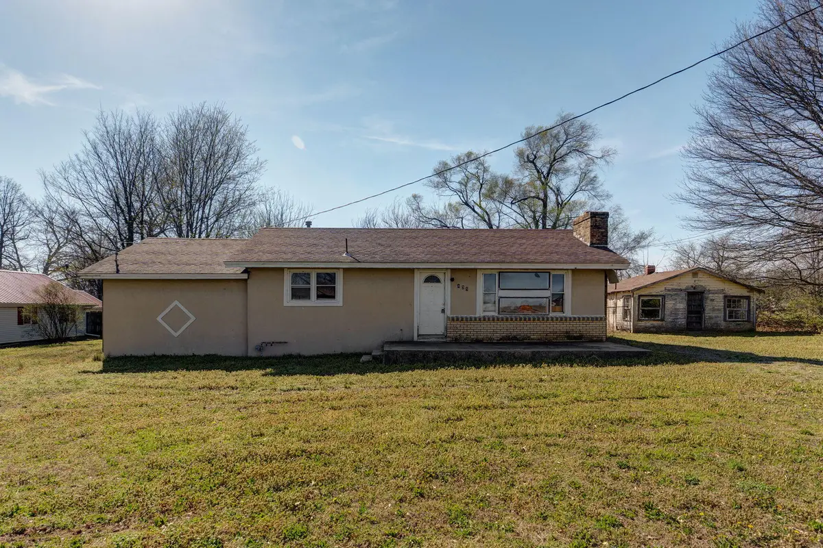 435 S Miller Avenue, Springfield, MO 65802 - #1