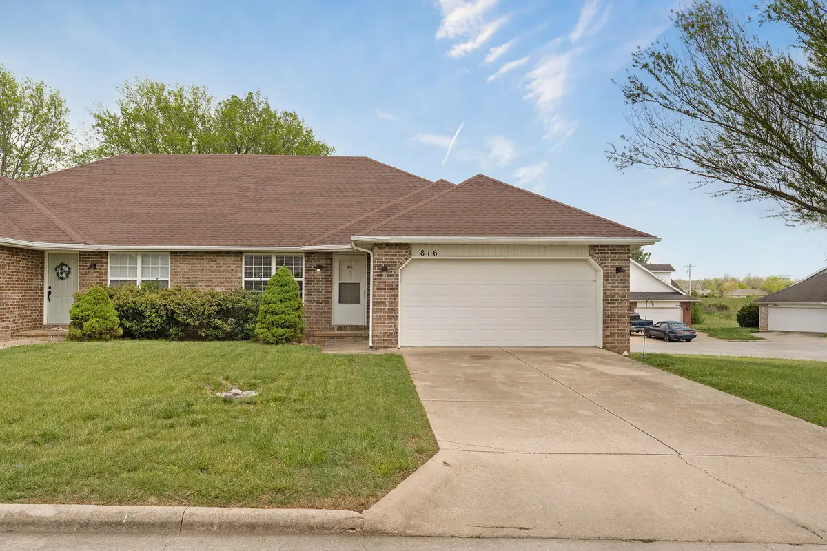 816 Foxx Drive, Nixa, MO 65714 - #1