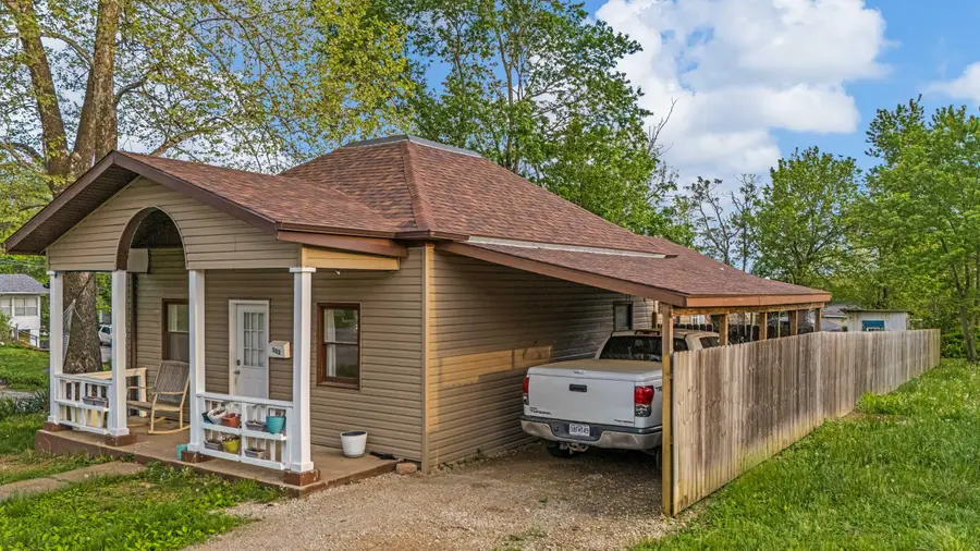 502 W 4th Street, Willow Springs, MO 65793 - #3