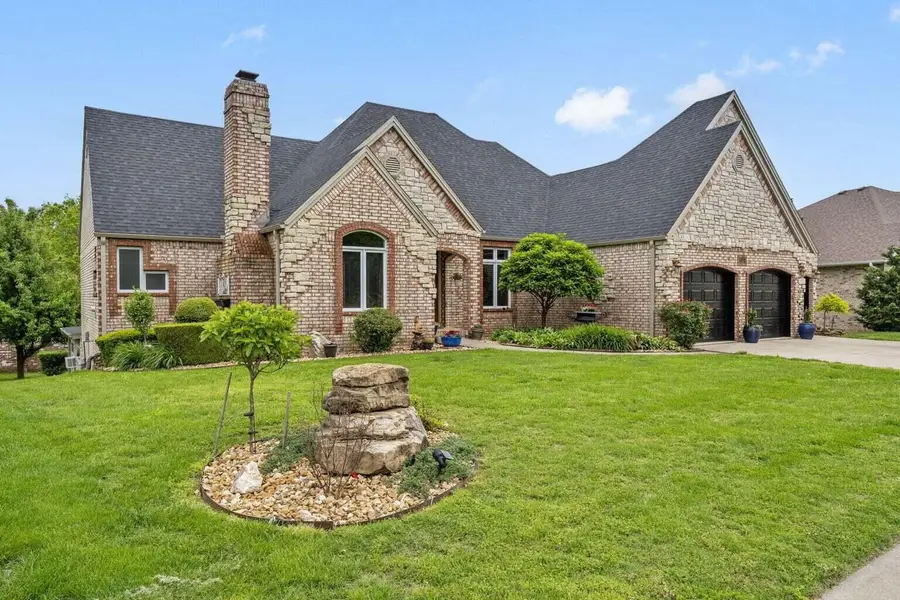 3550 W Morningside Place, Springfield, MO 65807 - #2