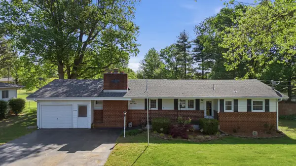 1009 13th Street, Monett, MO 65708