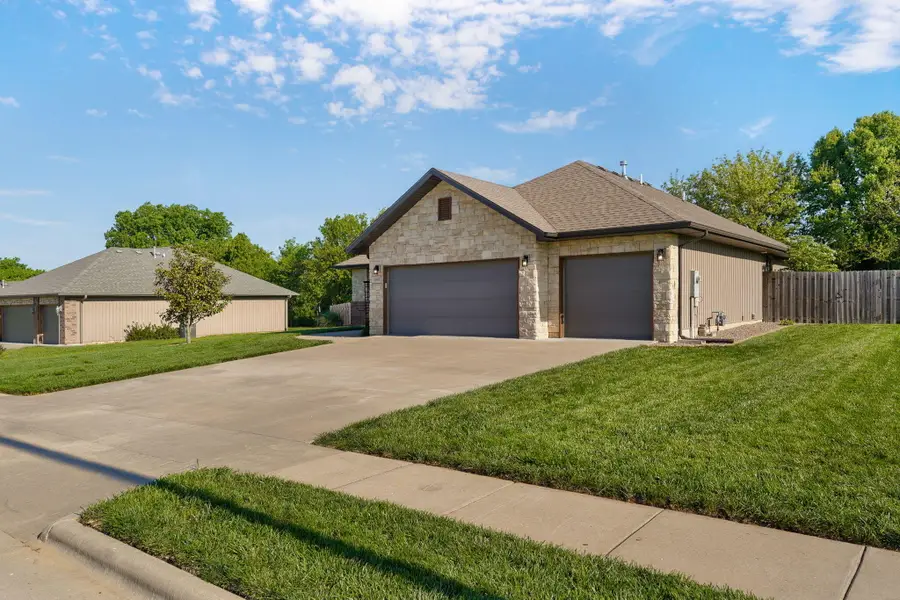 4543 W Cloverleaf Terrace, Battlefield, MO 65619 - #3