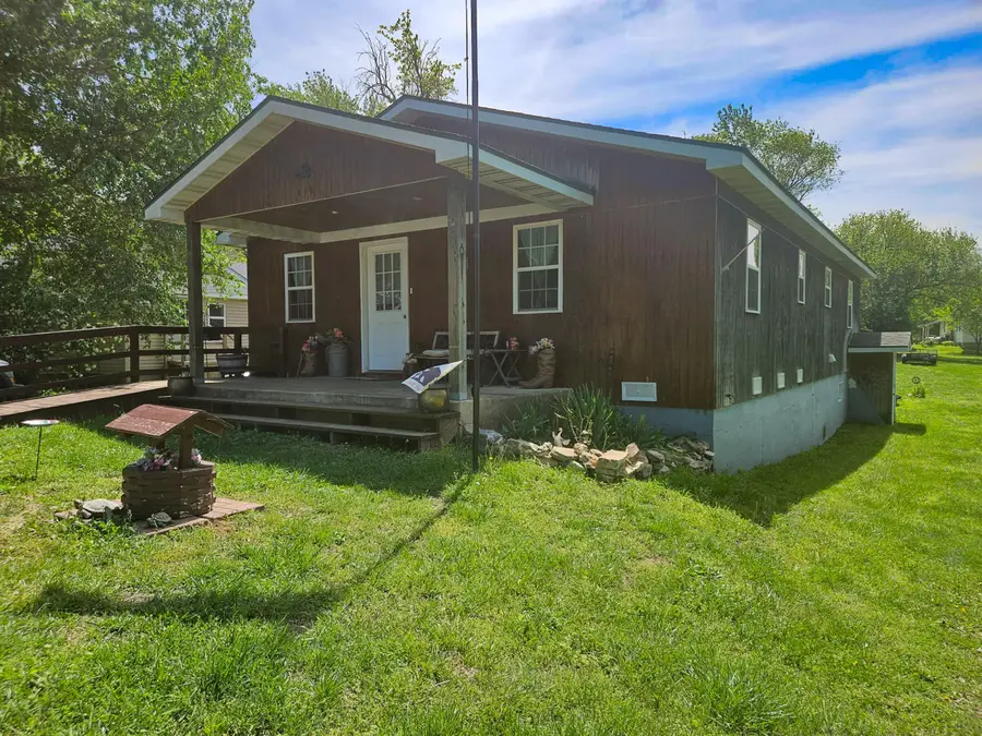 119 E James Street, Mountain View, MO 65548 - #2