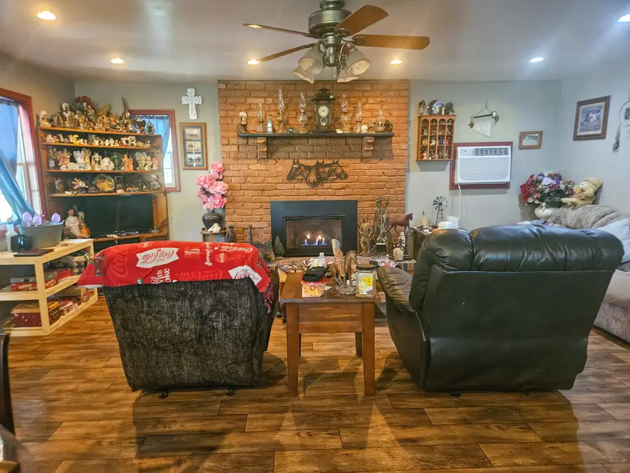 119 E James Street, Mountain View, MO 65548 - #3