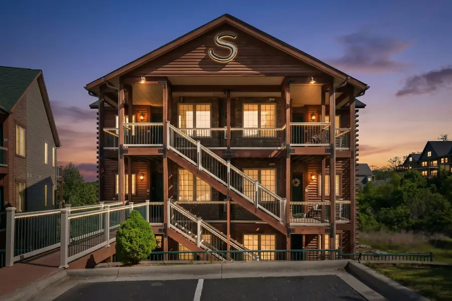 47 Stone Cliff Circle #1, Indian Point, MO 65616 - #2