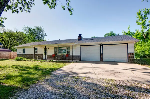 3224 W Lombard Street, Springfield, MO 65802