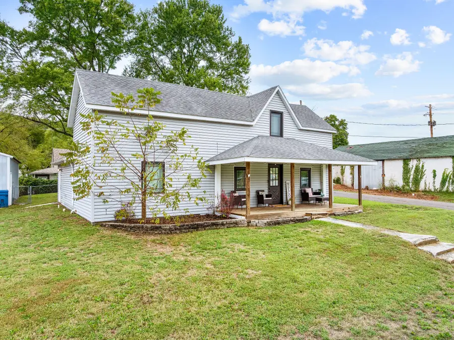 303 S Maple Street, Galena, MO 65656 - #2