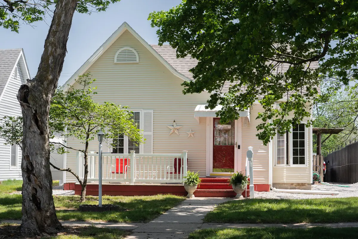 602 N Walnut Street, Pierce City, MO 65723 - #1