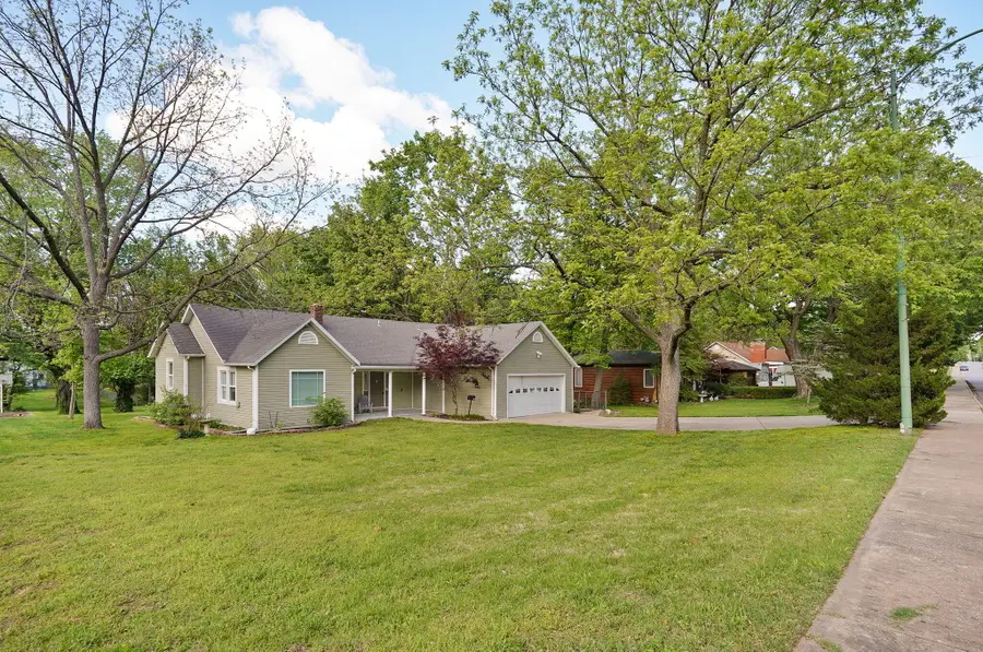 1101 W Portland Street, Springfield, MO 65807 - #2