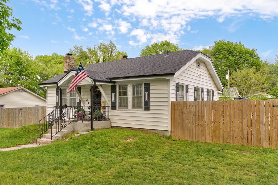 2300 N Johnston Avenue, Springfield, MO 65803 - #3