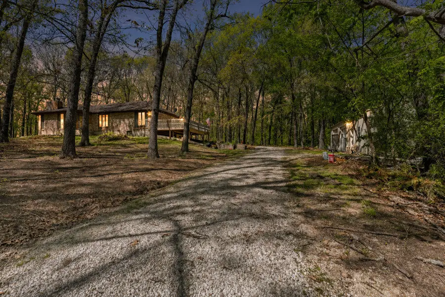 310 Woodland Loop, Marshfield, MO 65706 - #2