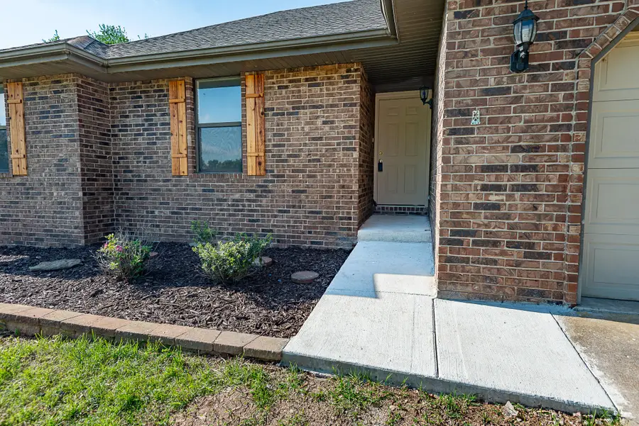 3956 W Wayland Street, Springfield, MO 65807 - #2