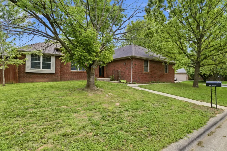 4248 S Sulgrove Avenue, Springfield, MO 65804 - #2