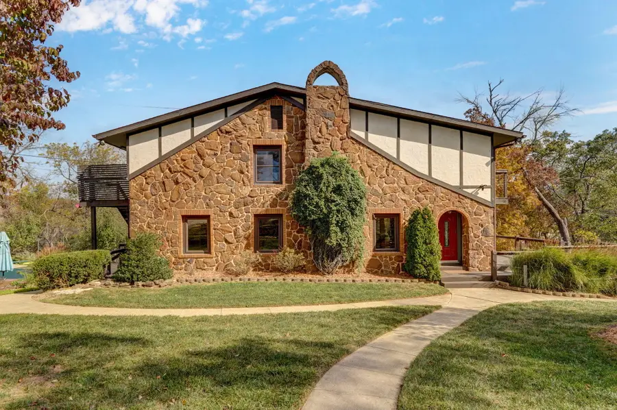 1100 E Robertson Street, Ozark, MO 65721 - #2