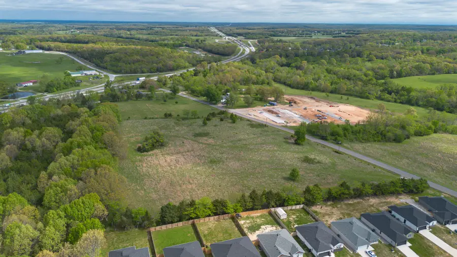 000 N Buffalo Street, Marshfield, MO 65706 - #3