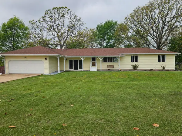 10986 Lone Pine Road, Mountain Grove, MO 65711