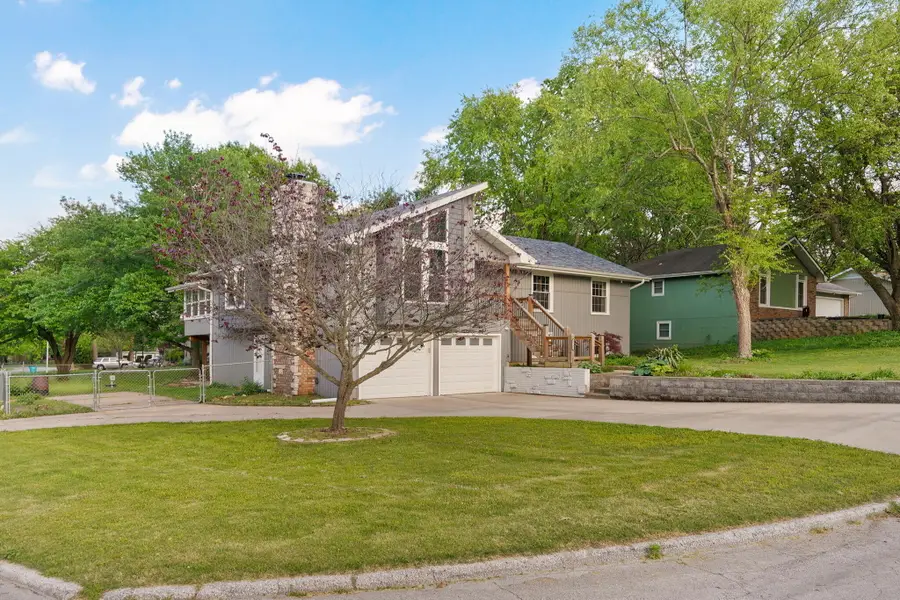 4740 S Glenn Avenue, Springfield, MO 65810 - #2