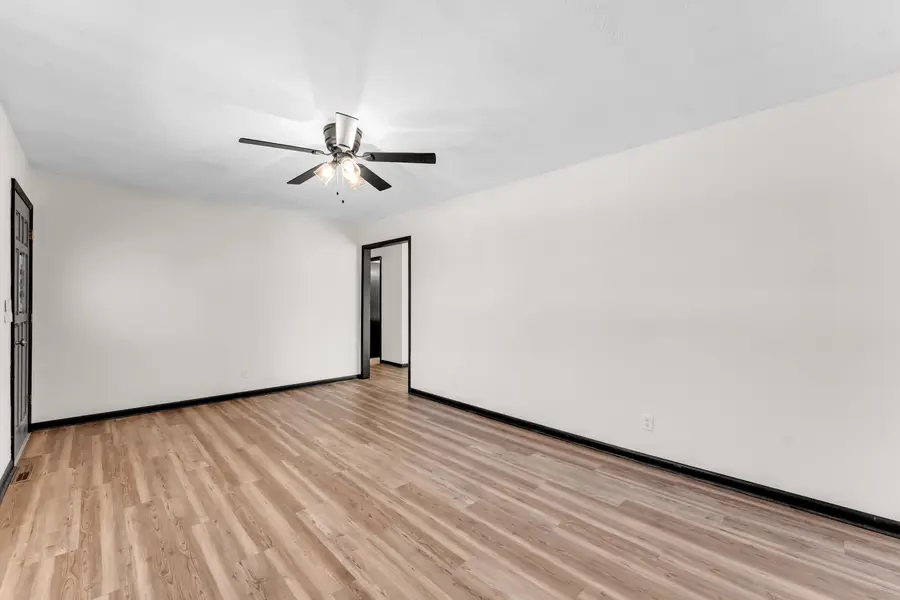 1320 Walnut Lawn Court, Springfield, MO 65807 - #3