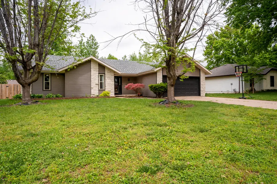 303 Raintree Street, Nixa, MO 65714 - #3