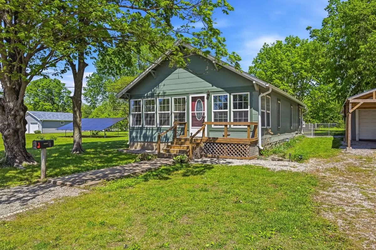 335 E Cofield Street, Aurora, MO 65605 - #1