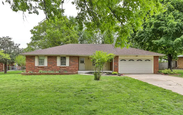 6726 W Dogwood Street, Springfield, MO 65802