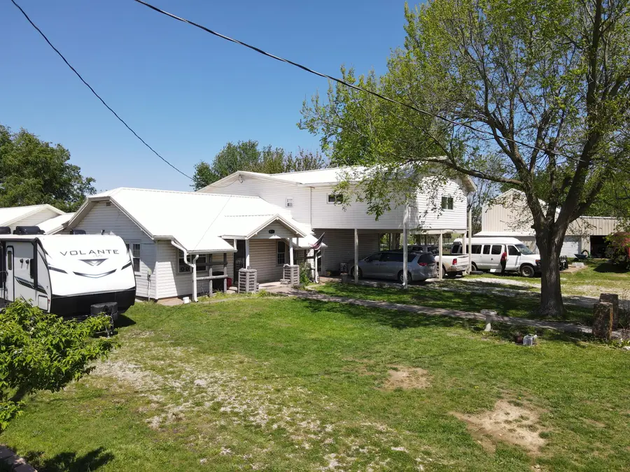 1231 E Clinton Road, Seymour, MO 65746 - #3