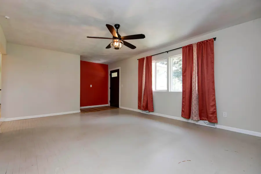 1570 E Snider Street, Springfield, MO 65803 - #2